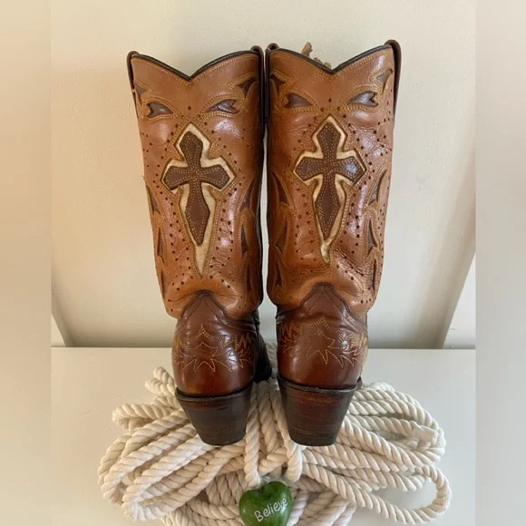 Hot Leather Corral Cowboy Boots - Picture 2 of 7